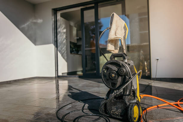 Post-Construction Pressure Washing in La Riviera, CA