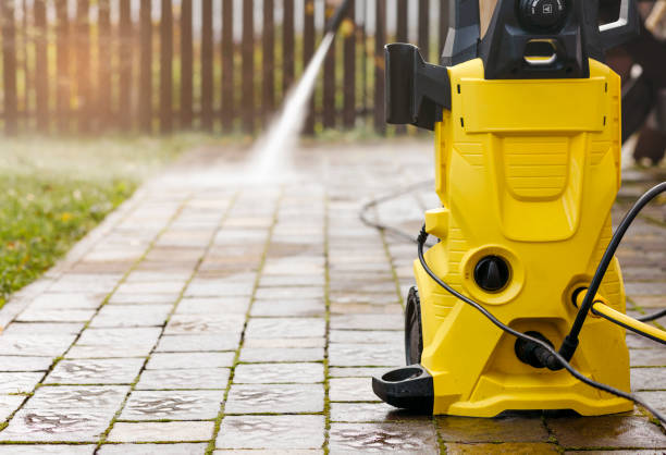 Best Machinery and Equipment Cleaning  in La Riviera, CA
